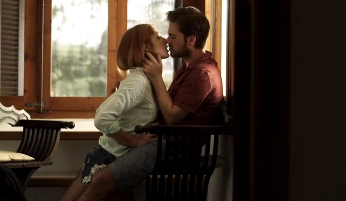 Нежное занятие любовью с рыжеволосой возлюбленной